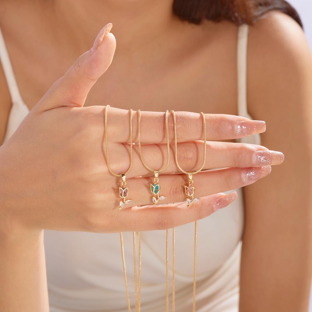 Leichter Luxus Zirkon Tulpen Anhänger Halskette für Damen Elegante Blume Schlüsselbein Kette Halskette Süßes Mädchen Schmuck Zubehör Geschenk