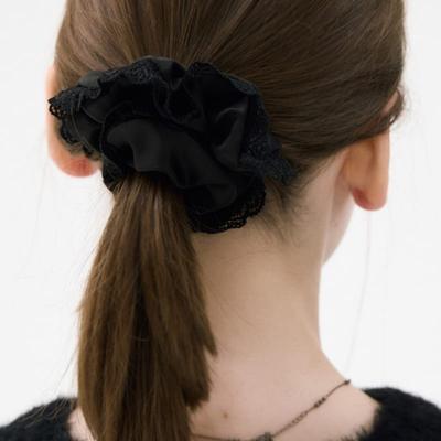 L’OMBRILLANT Lace Satin Black Scrunchie