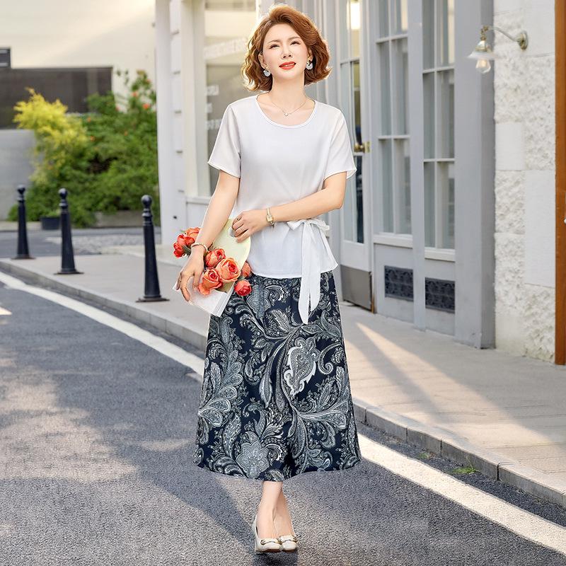 

Summer Temperament Lace-Up T-Shirt & Versatile Skirt Set for Middle-Aged Women 5XL (145-155 jin) білий