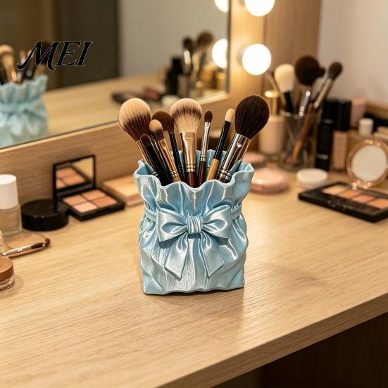 Powder Brush Holder Satin Bow Bag Makeup Holder, 3D Printed Beauty Tool Organizer Large Capacity for Desk, Bowknot Pouch Pencil Storage Container