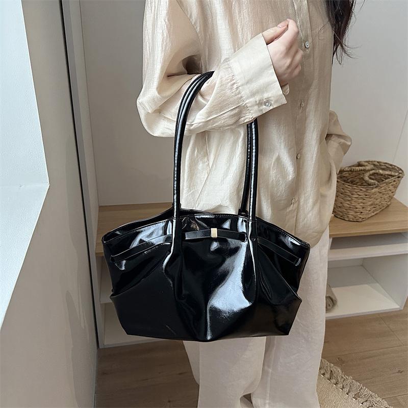 Large Capacity Tote Bag, Small and Unique Pleated Bag, Simple and Trendy Shoulder Bag