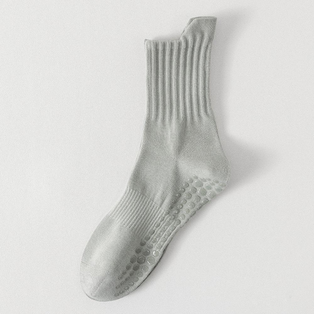 

New Cotton Pilates Socks Breathable Non-Slip Sports Socks Sweat-absorbent Casual Mid Tube Socks One Size світло-сірого кольору