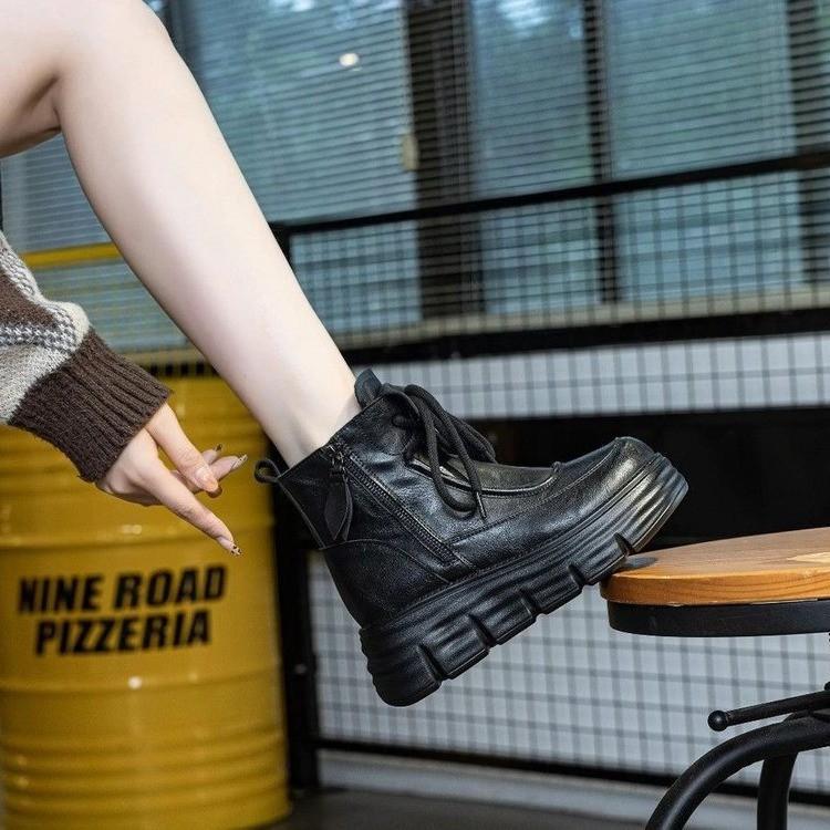 Bottes courtes style rétro britannique à semelles épaisses pour femmes, nouvelle collection automne-hiver 2026, avec ajout de polaire pour bottes femme
