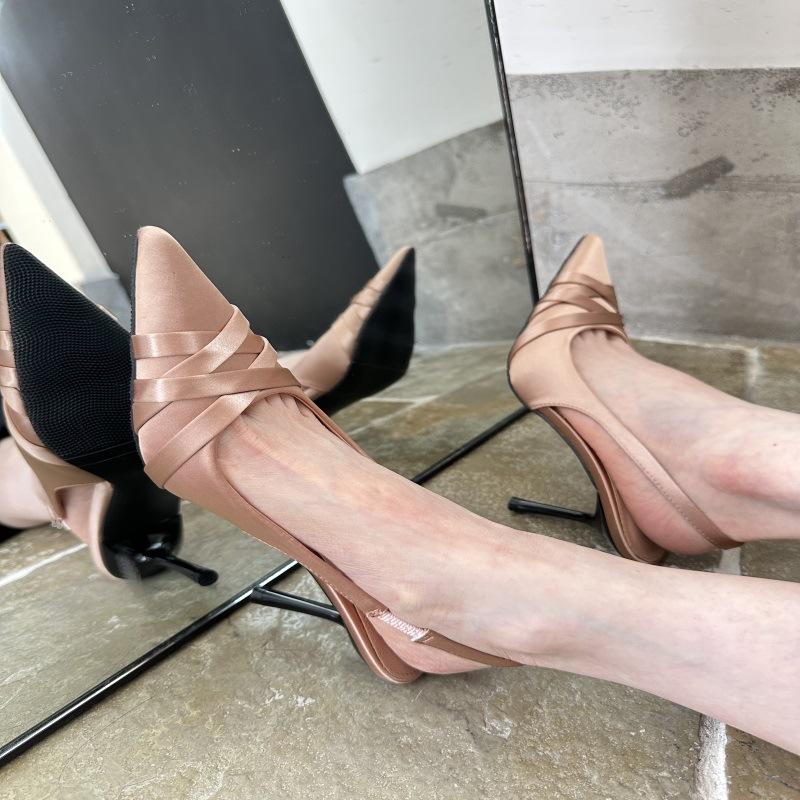 

Нишевые французские туфли на высоком каблуке, тонкий каблук, сандалии с закрытым носком, туфельки феи, весна-лето 2025, темпераментный атласный серебристый, одинарные туфли 39 розовый