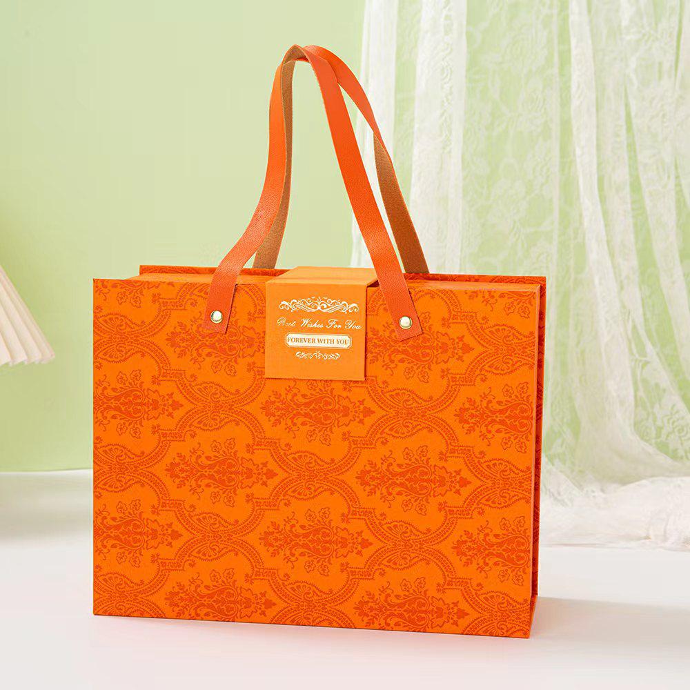 Luxury Wedding Gift Box: Red Bridal Handbag & Bridesmaid Souvenir