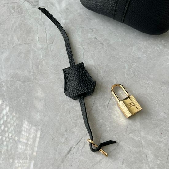 Women's Classic Versatile Cowhide Leather Bucket Bag