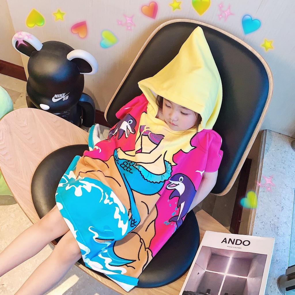 Large Cute Kids Hooded Bath Towel Cloak Cartoon Print Boys Girls Bathroom Beach Can Wear Super Absorbent Child Sunscreen Shawel