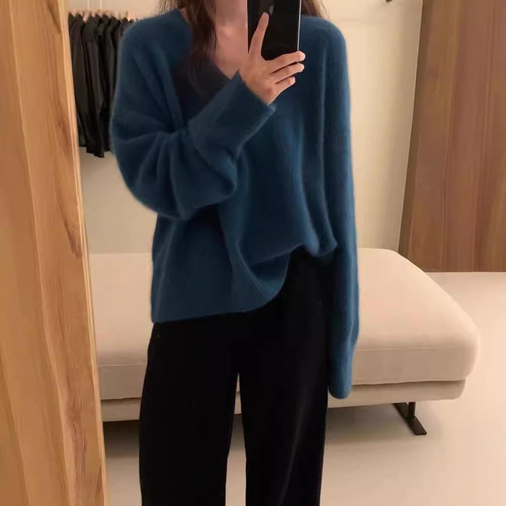 Women's V-neck Knitted Sweater Thick Autumn and Winter Loose Lazy Sweater Pullover Sweater
