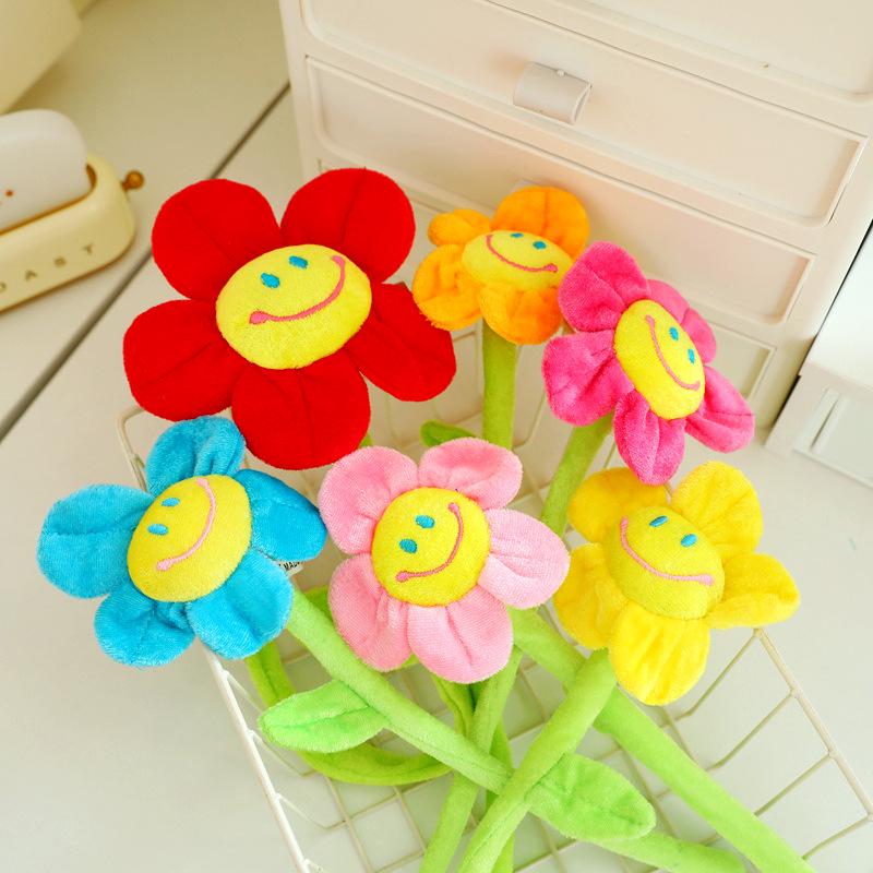 Yilu Shenghua Rose Plush Fabric Bouquet: Simulated Flower Arrangement Prop & Curtain Tieback, Ideal for Wedding Gifts.