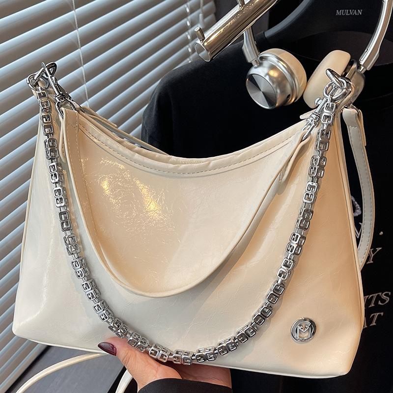 Korea Large-capacity Tote Bag Women's 2025 Summer New Niche Simple Commuting Fashion Shoulder Armpit Bag