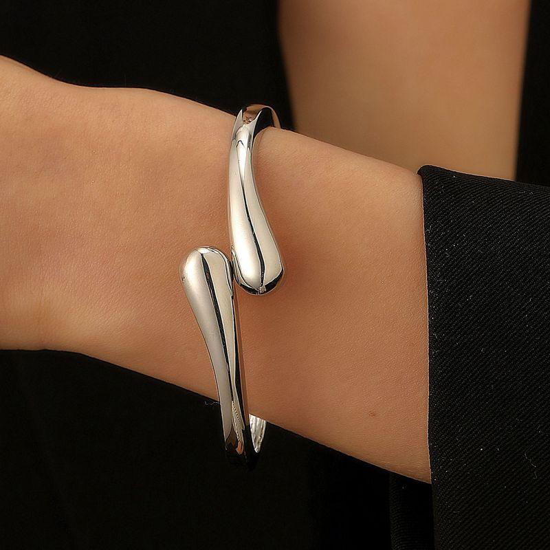 European and American Cross-Border Personalized Geometric Metal Glossy Spring Open Choker Bracelet for Women Punk Simple Necklace Choker