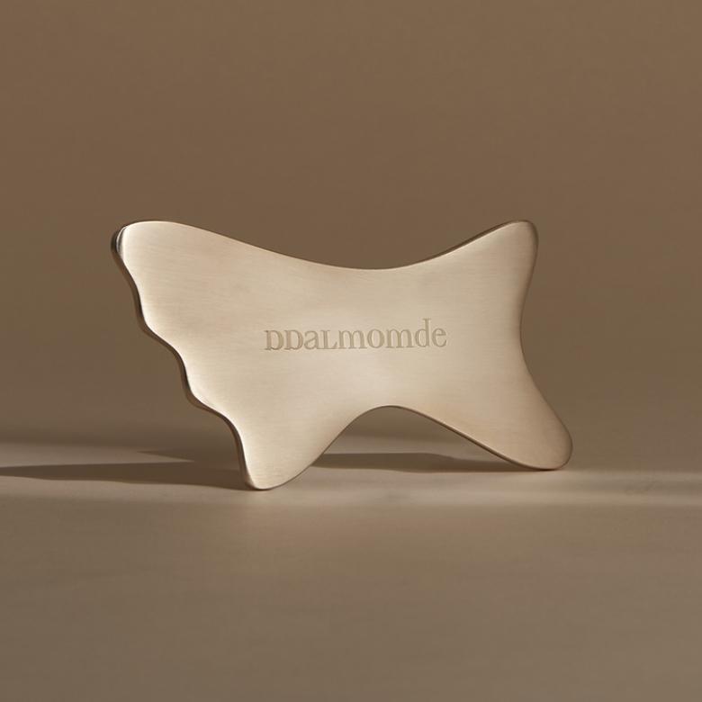 DDALMOMDE x Master Artisan Premium Brass Guasha Massager for Face, Scalp & Body