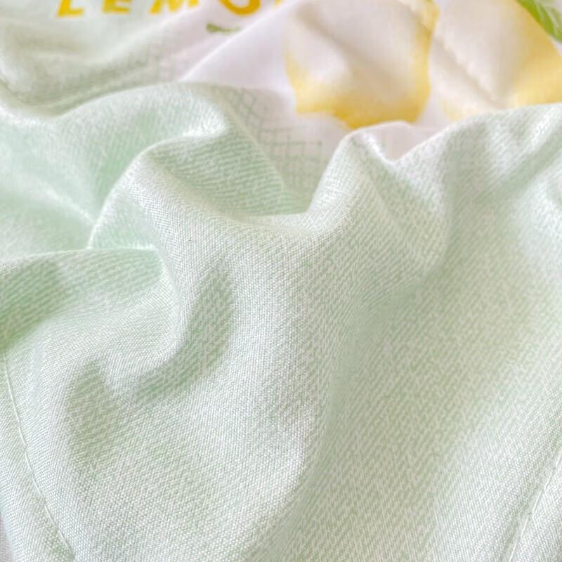 Louis Kellog Vibrant Lemon Skin-Friendly Quilt
