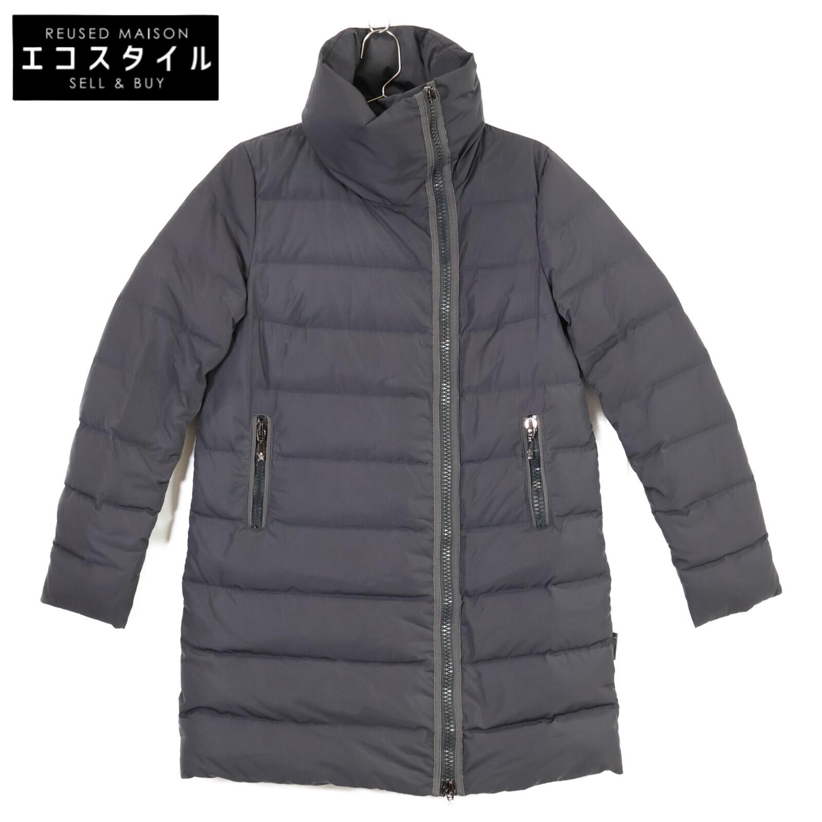 

Moncler GERBOISE Пуховик O серыйБ/у