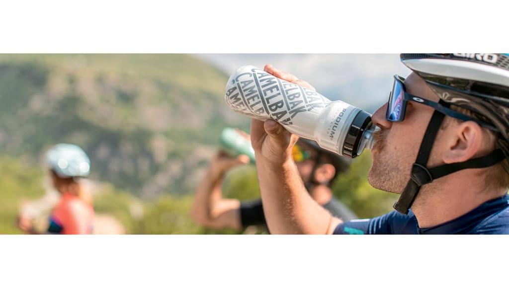 CAMELBAK Podium Chill Reflective Ghost Bottle, 620ml,