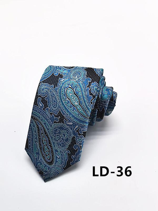 Handmade Paisley Tie for Trendy Gentlemen