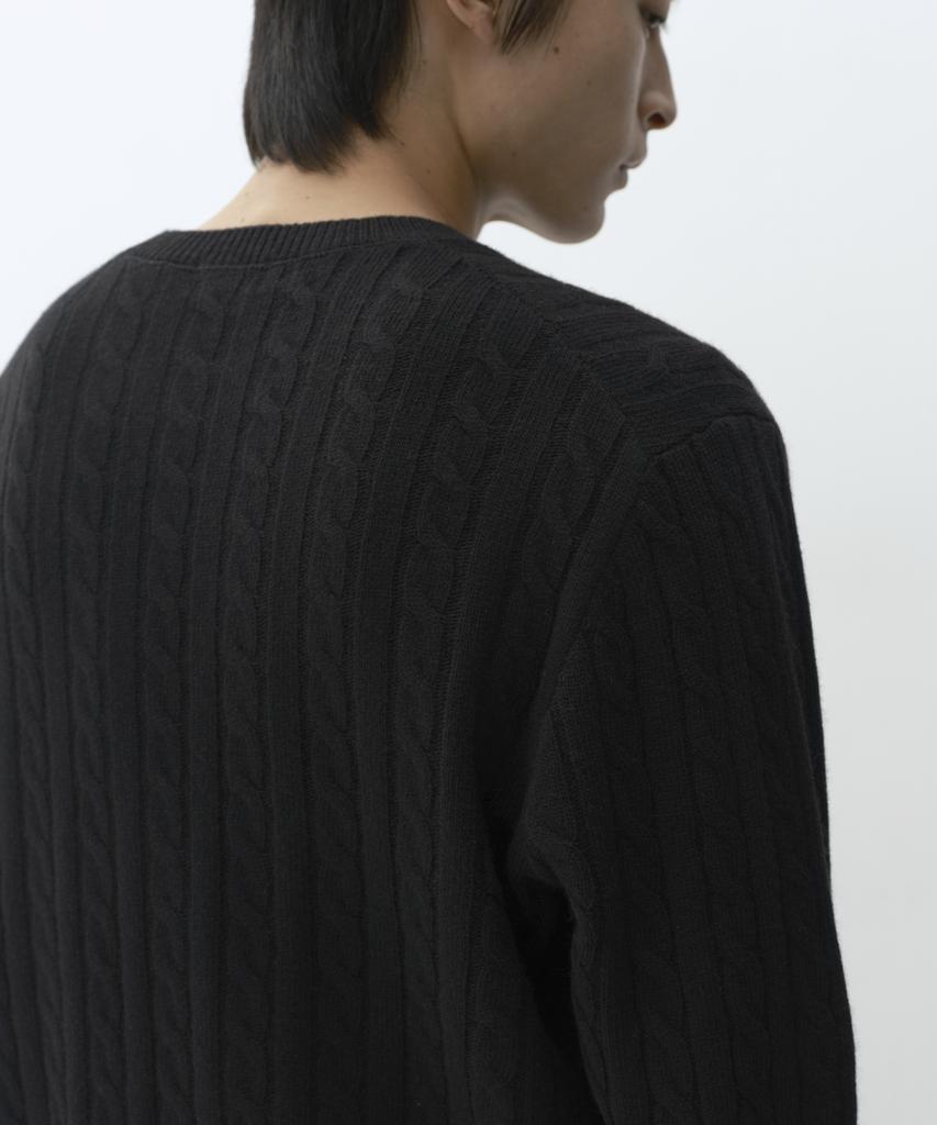 MUSINSA STANDARD [Victoria Wool] Cable Crew Neck Knit [Black]
