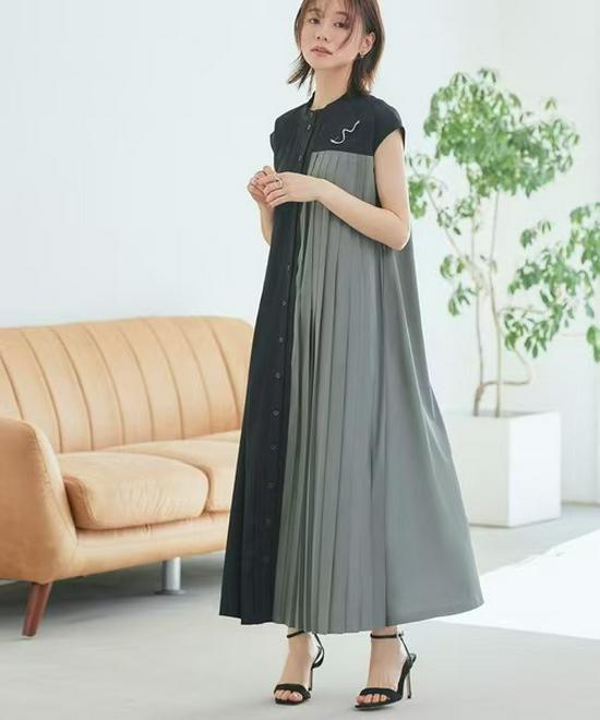 Korean-Style Temperament Pleated Dress - 2025 Short-Sleeved Edition