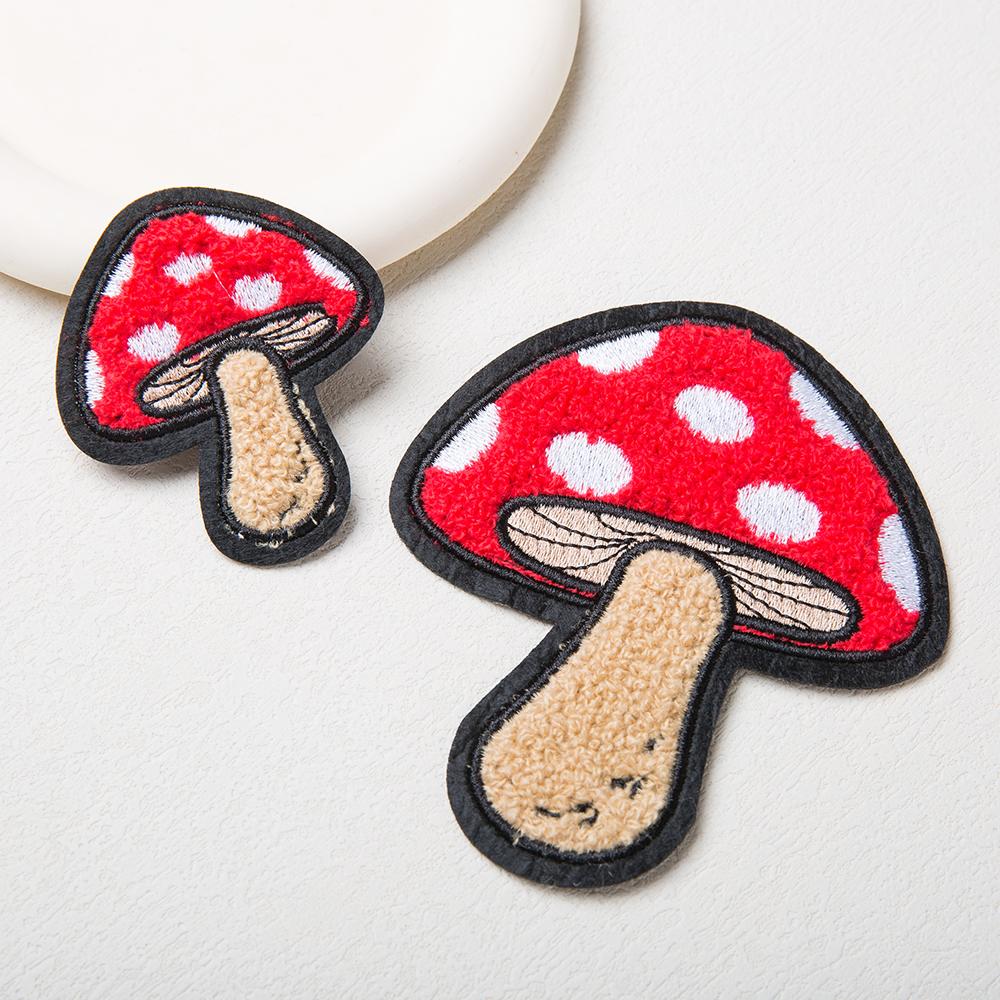 1 Pair Sew On Towel Mushroom Embroidery Patches For Clothing Applique Repair DIY Decoration
