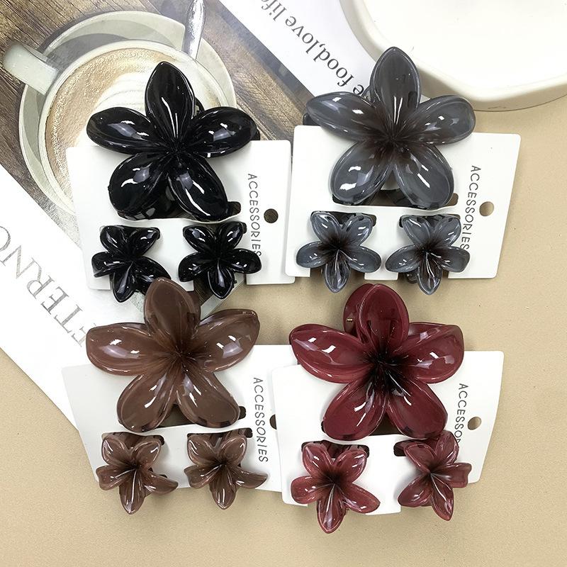 Summer Hawaiian Flower Hair Claw Clip Fashion Plastic Flower Hairpins Ponytail Clips Barrettes Beach Hair Accessories Headwear