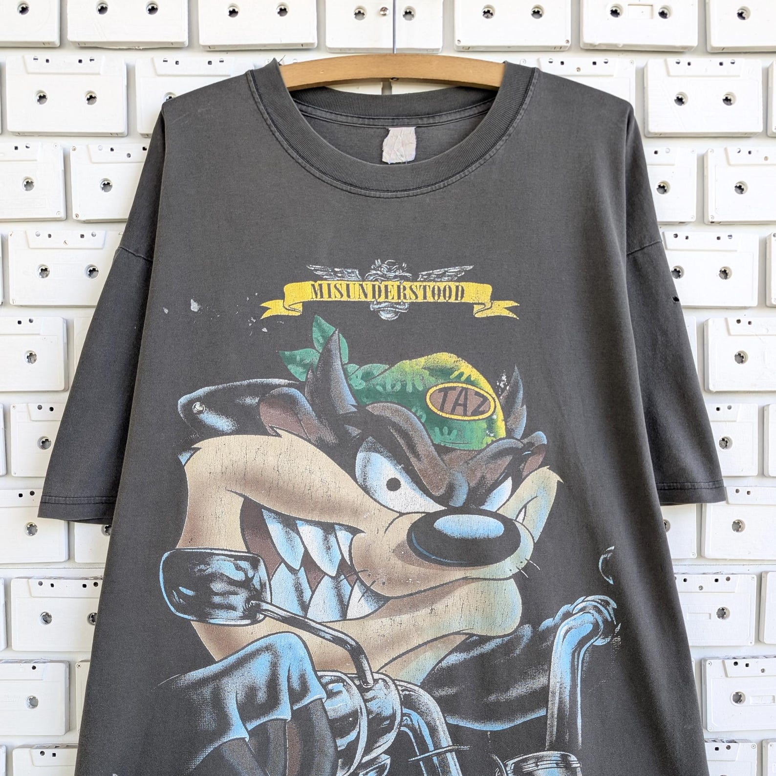 Vintage 1995 Taz Misunderstood T shirt Tasmanian Devil Biker Graphic Warner Bros Faded Black Tee Size XL M
