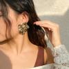 Vintage Elegante Goldfarbene Große Blume Steckerohrringe für Damen Design Unregelmäßige Falten Piercing Ohrringe Party Schmuck Geschenke