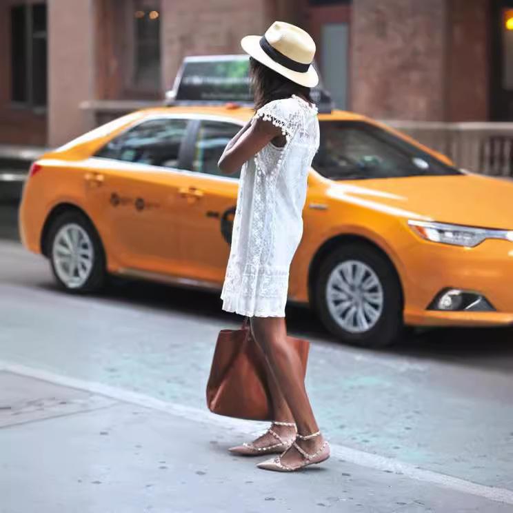 Summer Dress Women Casual Sleeveless Beach Short Dress Tassel Solid White Mini Lace Dress