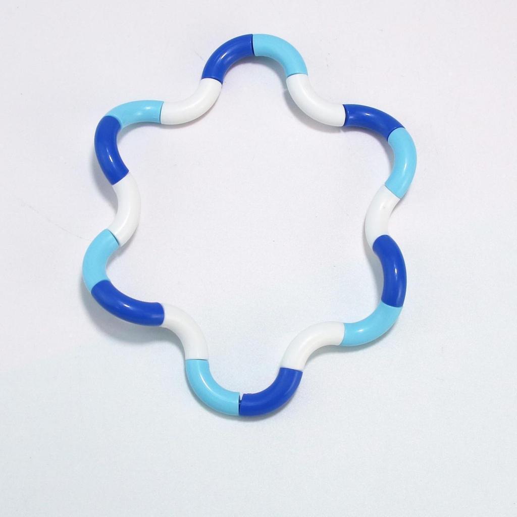 Seven-color Twisty Toy: Stress-relief, Finger Exercise, Relaxation, and Concentration Tool for Kids and Babies.