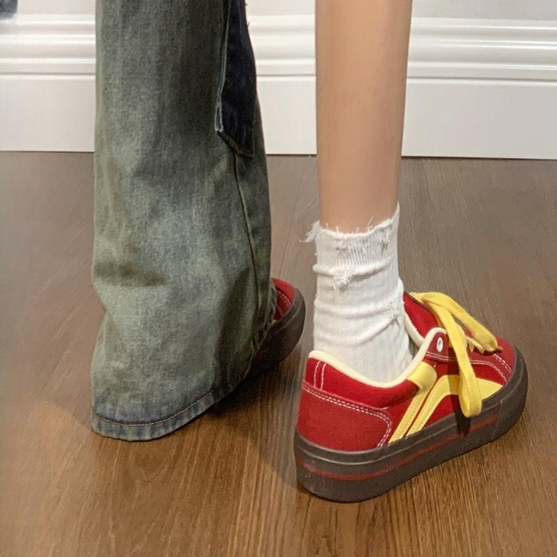 2025 red platform fashion versatile board shoes women's soft sole breathable student single shoes summer new casual sports shoes