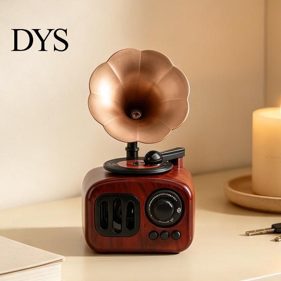 Vintage Style Room Accents Retro Mini Gramophone Music Box Ornament, Wood Grain Phonograph Shaped Old Fashioned Record Player Replica Box, Desktop