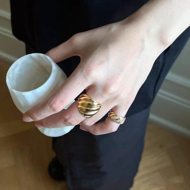 

Special-Interest Design Wide Twill Open-Ended Bracelet Heavy Industry Fashion Adjustable Simple and Exaggerated Thread Golden Bracelet for Women Gold Wide Band Ring Us Size 6
