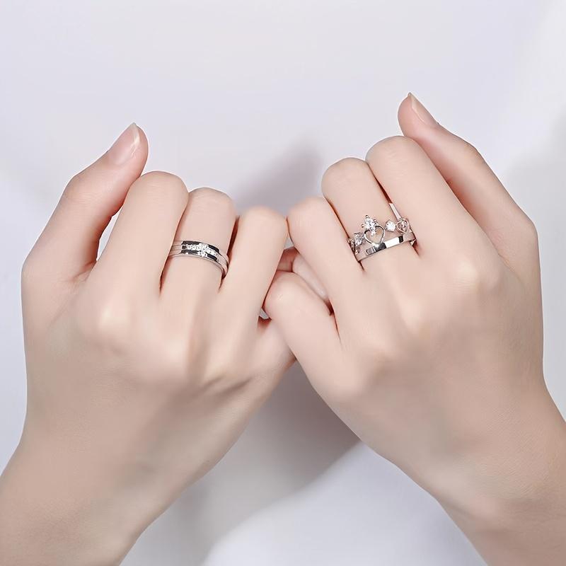 Two Couple Hollow Crown Heart Cubic Zirconia Rings Fashionable Birthday Wedding Valentine's Day Gift Copper Material Adjustable Ring