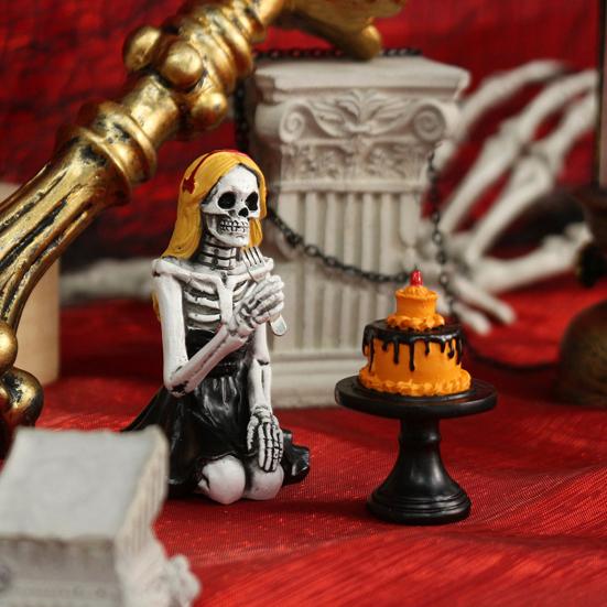 Skeleton Girl Ornament Skeleton Girl Eating A Cake Figurine Gothic Tabletop Sculpture for Halloween Party Decoration