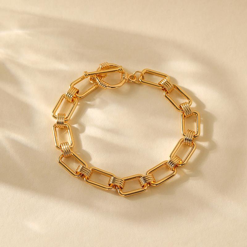 Minimalist Gold Plated Color Retention Neutral Thick Chain Handmade Plain Bracelet