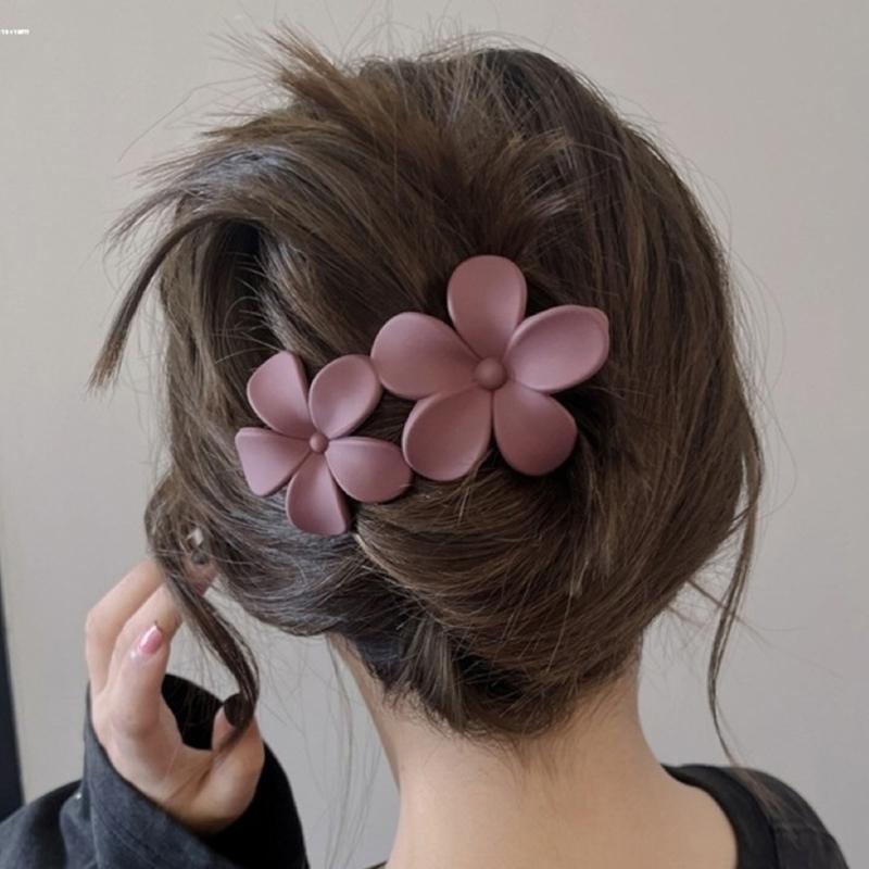 Elegant Matte Flower Hair Barrettes with Strong Clasp Secure Hair Gripper for Various Hairstyle Women Accessory