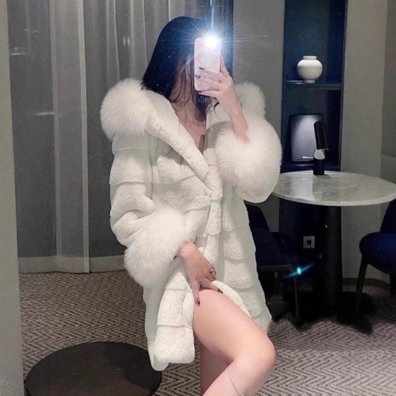 Winter New Light Imitation Fox Fur Thickened Coat Women's Medium and Long Gold Coat Cotton Coat