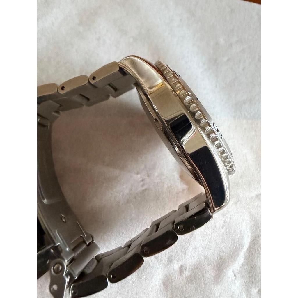 Used ORIENT Automatic men's watch 20 ATM waterproof Japanese Mako 40 diver's watch, model number RA-AC0Q13E.