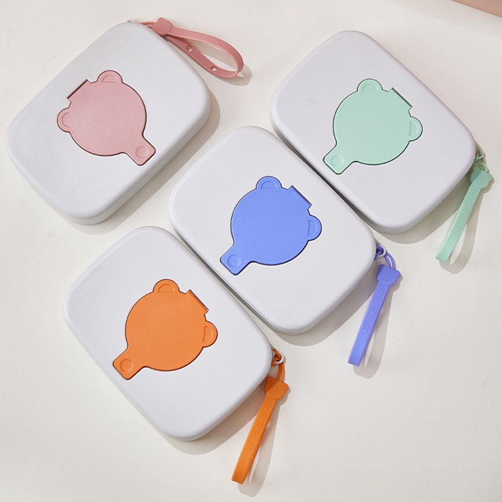 Flip Cover Portable Wet Tissue Box Silicone Seal Travel Wipe Holder  Outdoor Activities