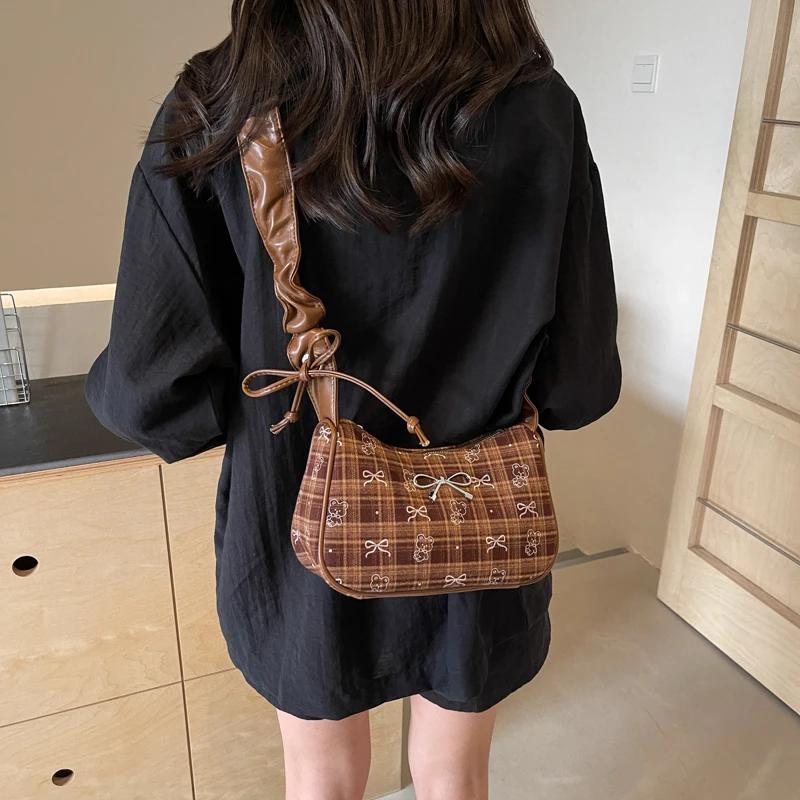 Sweet Bow Shoulder Bags Women England Style Plaid Handbags  New Cloth Lightweight Large Capacity Messenger Bags Luxury