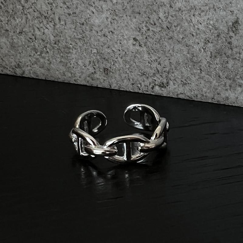 Korean Trendy Style Minimalist Twisted Double Layer Ring For Women With Vintage Charm
