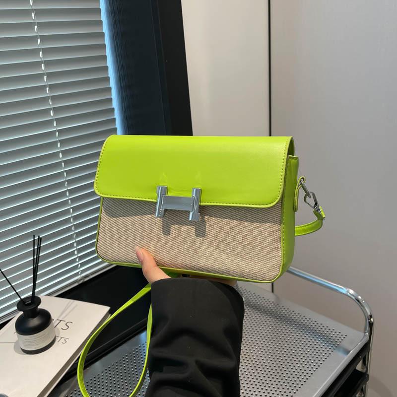 Beautiful Personality Fashion Spring New Retro Armpit Bag Small Square Bag Commuter Shoulder Messenger Bag Women