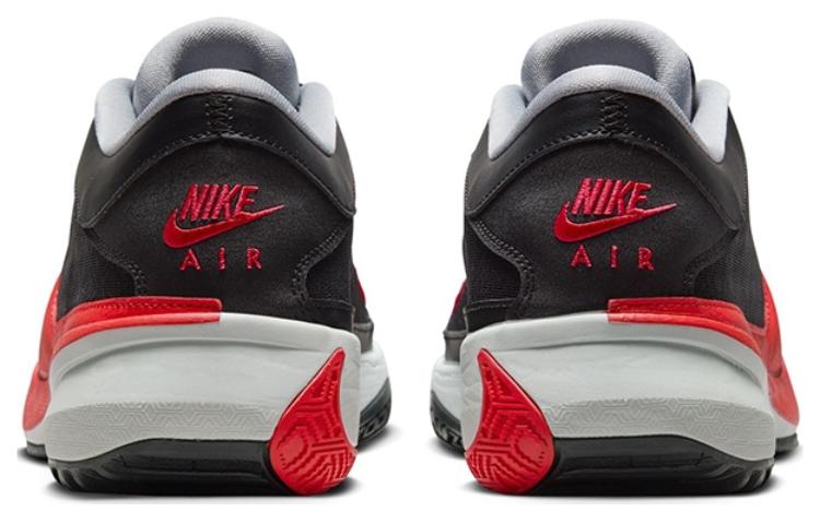 Nike Zoom Freak 5 Ep 'Black University Red' DX4996-004
