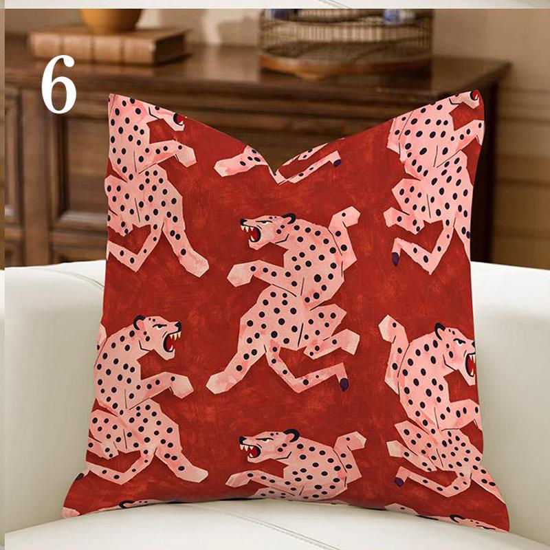 1pc Pillowcas Whimsical Circus Pillow Cover Maroon Pink Maximalist Decor Boho Animal Cushion Case Decor PillowCover