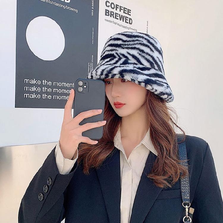 Zebra Grain Ornamented Hats with Flat Top & Wide Brim for Winter Warm Keeping