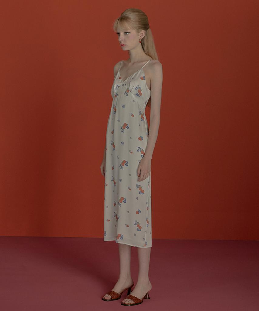 Aiseugadeuneiogongpal Fruit Print Slip Dress