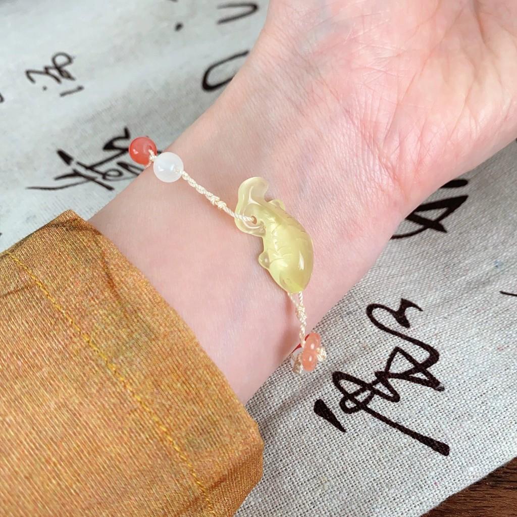 

Ретро Красивый Плетеный Браслет Кои Для Женщин Отличительный Аксессуар Ручной Работы Для Подарка