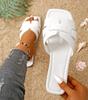 Fashion White Flat Slippers for Women Summer Design Soft Non-slip Slippers Braided Open Toe Square Head Outdoor Beach Slippers Woman