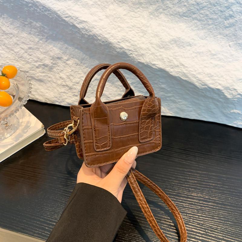 Современная Элегантная Мини-Квадратная Сумка на Магнитном Застежке для Легкого Стиля коричневый