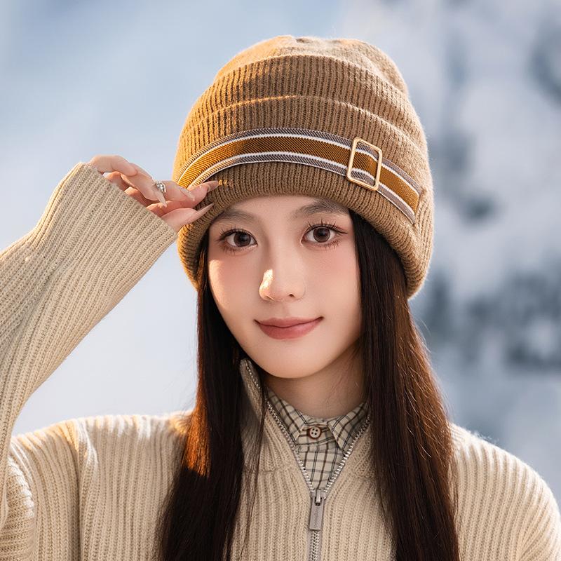 

New autumn and winter hat women s fashion warm wool knitted hat showing face small pullover hat versatile cold hat One Size