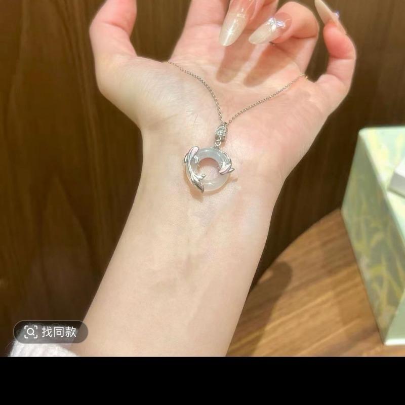 Women Chinese Style Koi Peace Buckle Clavicle Pendant Necklace Gift For Mom